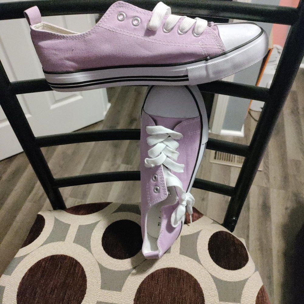 Ladies size 12 canvas shoes